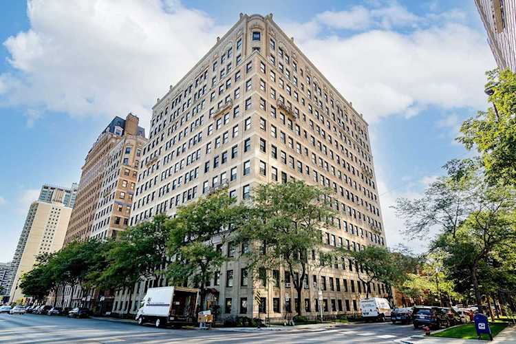 3530 N Lake Shore Dr #11B Chicago, IL 60657 | MLS 11627283 Photo 1