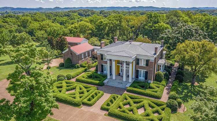 1711 Old Hillsboro Rd Franklin, TN 37069