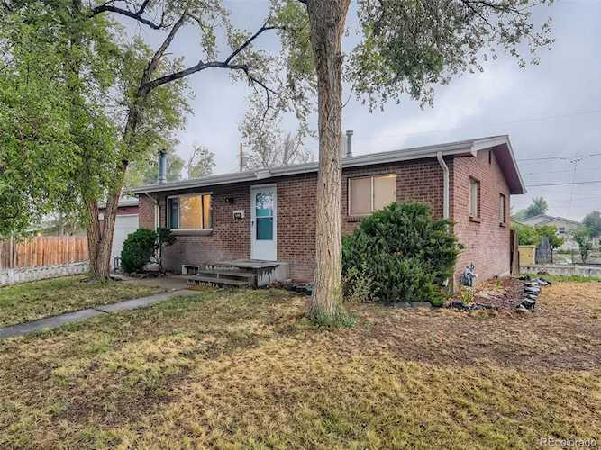 130 Mather Circle Brighton, CO 80601
