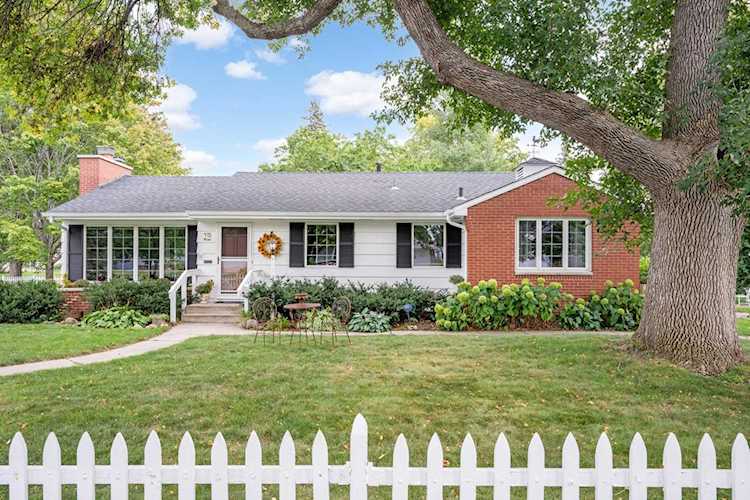 29 Ashley Road Hopkins, MN 55343