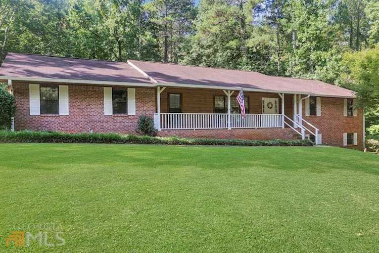 53 Hidden Lakes Court Stockbridge, GA 30281