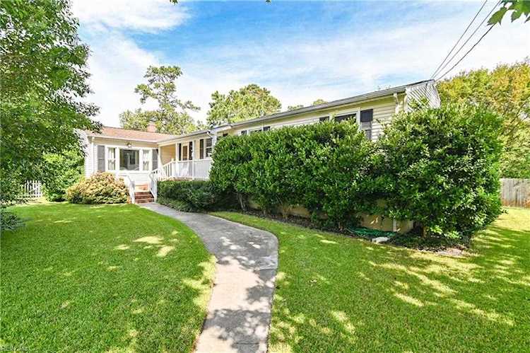1220 Larchmont Cres Norfolk, VA 23508