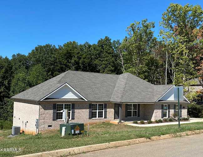 3118 Sagegrass Dr Louisville, TN 37777