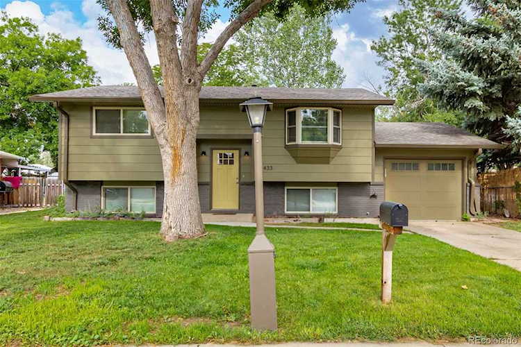 433 Dickson St Longmont, CO 80504 | MLS 4398949 Photo 1