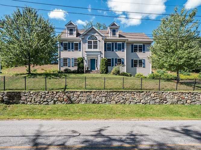 401 Stevens St North Andover, MA 01845