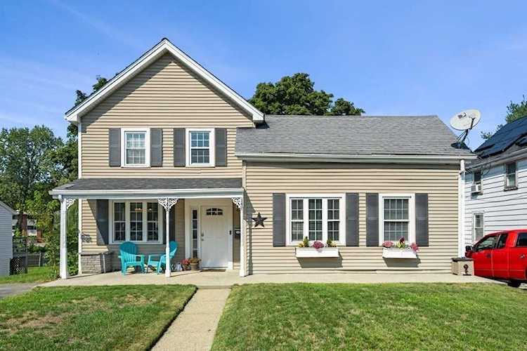 148 Salem St Woburn, MA 01801