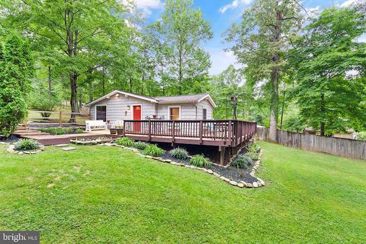2205 Youngs Dr Haymarket, VA 20169 | MLS VAPW2037104 Photo 1