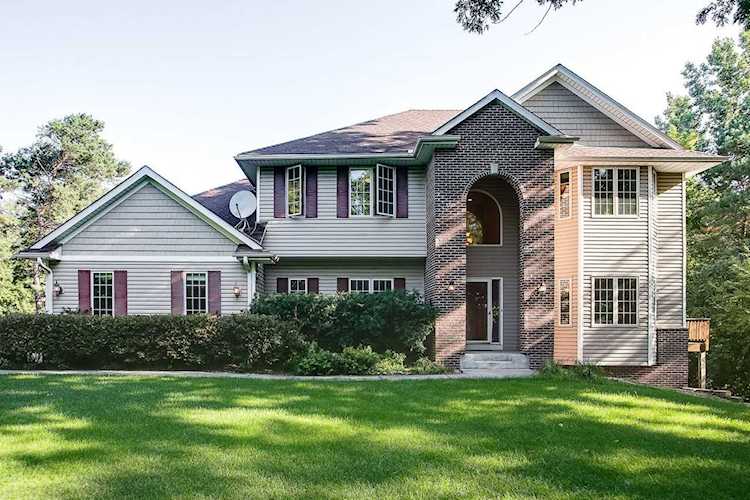 MLS 6249265 | Ramsey County home for sale | Roseville Photo 1