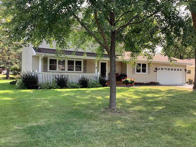 3046 Cavell Avenue N New Hope, MN 55427