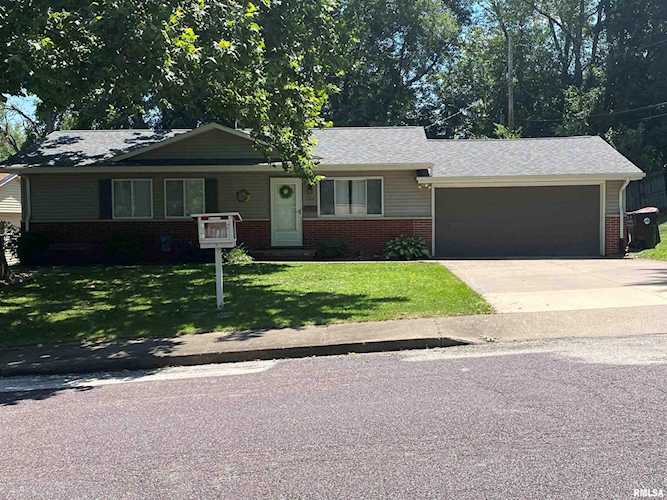2516 W Marian Ct Peoria, IL 61614 home for sale, MLS#PA1236690 - Rodgers Real Estate Group Photo 1