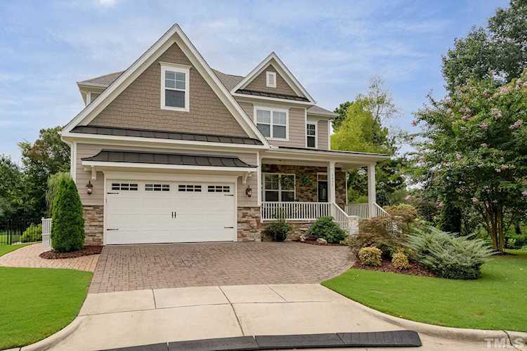 2932 Charleston Oaks Drive Raleigh, NC 27614 | MLS 2468291 Photo 1