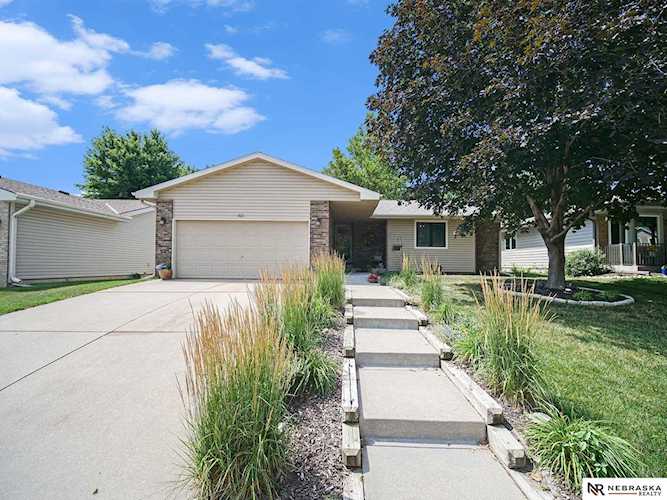 821 W Jennifer Dr Lincoln, NE 68521 | MLS 22215334 Photo 1