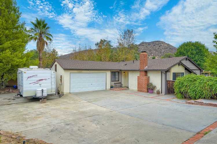 14404 Range Park Rd Poway, CA 92064
