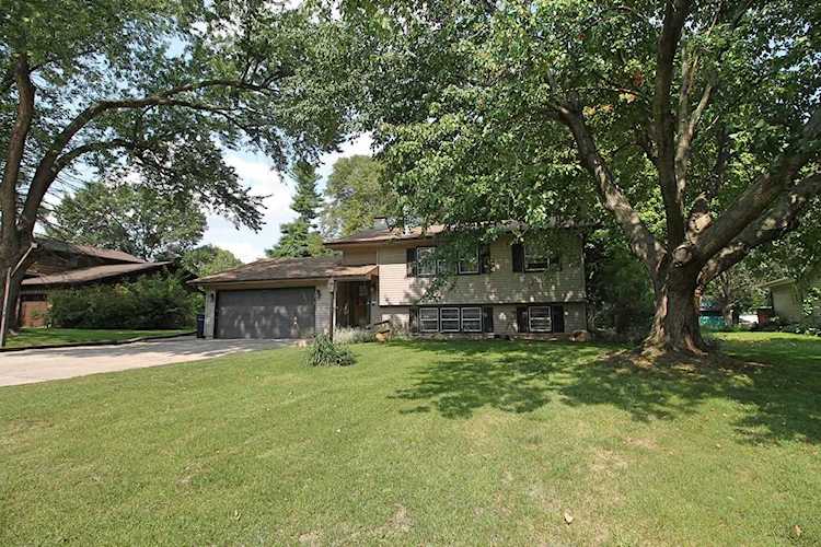 2310 Dartmouth Dr Janesville, WI 53548 | MLS 1943361 Photo 1
