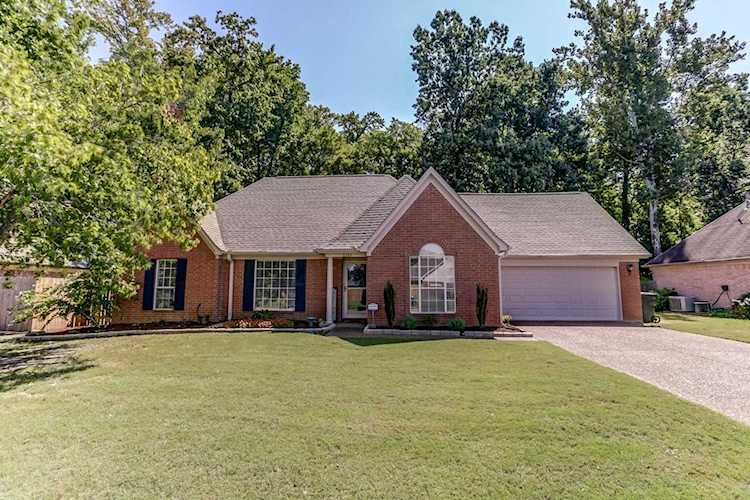 3284 Don Valley Dr Bartlett, TN 38133