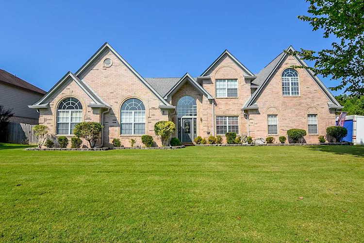 5145 Crest Cv Bartlett, TN 38135