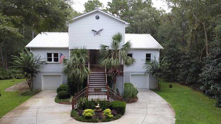 10088 Hercules Road Mcclellanville, SC 29458 | MLS 22024057 Photo 1