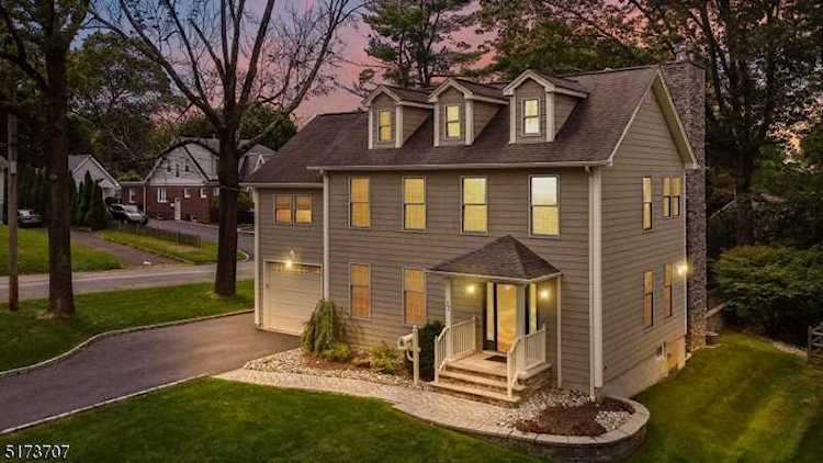 37 Verona Road New Providence Boro, NJ 07974
