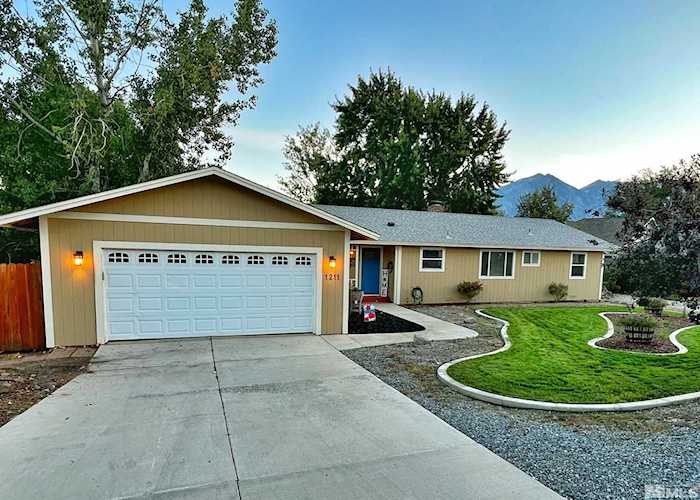 1211 Kingston Way, Gardnerville, NV 89460 – PHOTOS – MLS #220013779 Photo 1