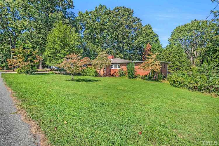 810 W Fifth Street Siler City, NC 27344