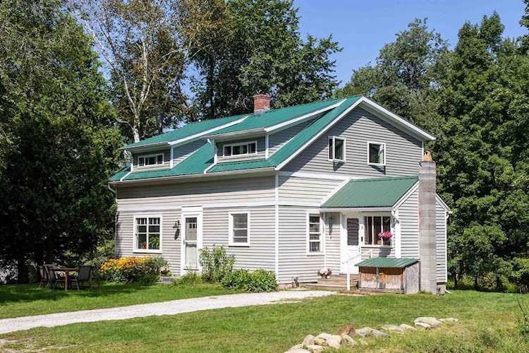 15 Morgan Rd Jericho, VT 05465