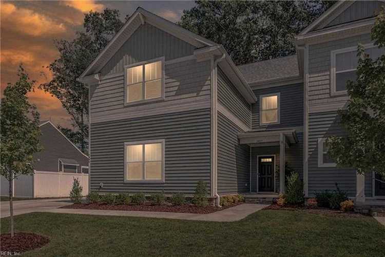 1403 Gemstone Ln Chesapeake, VA 23320
