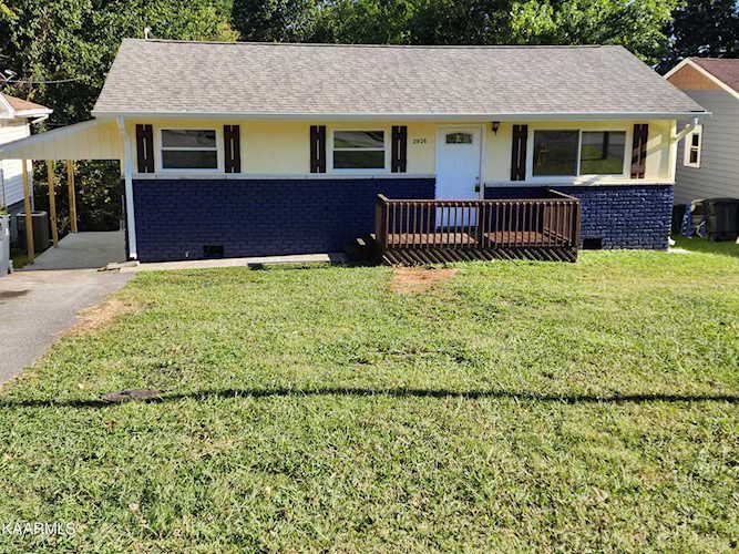 2926 Carson Ave Knoxville, TN 37917
