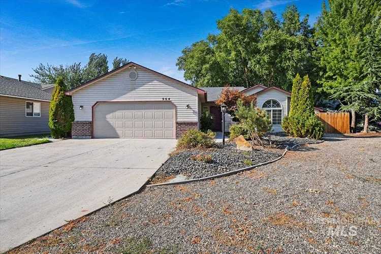 964 E Cembra Eagle, ID 83616