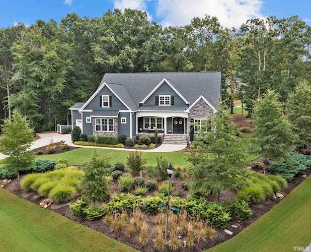 26 Crimson Way Pittsboro, NC 27312