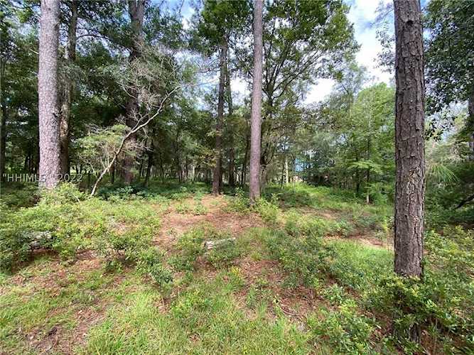 5 Buttercup Ct Daufuskie Island, SC 29915