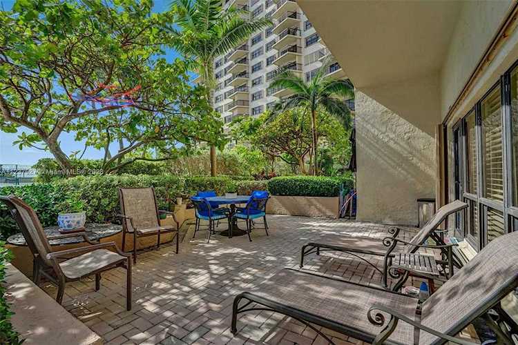 1800 S Ocean Blvd #112 Lauderdale By The Sea, FL 33062