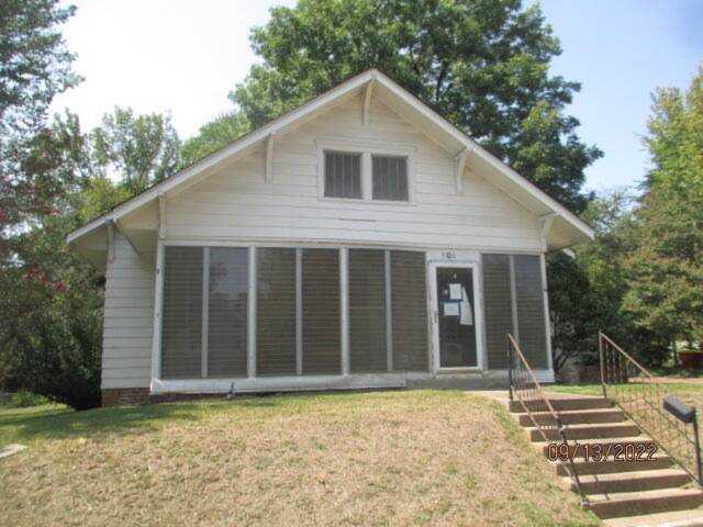 306 S West St Morrilton, AR 72110