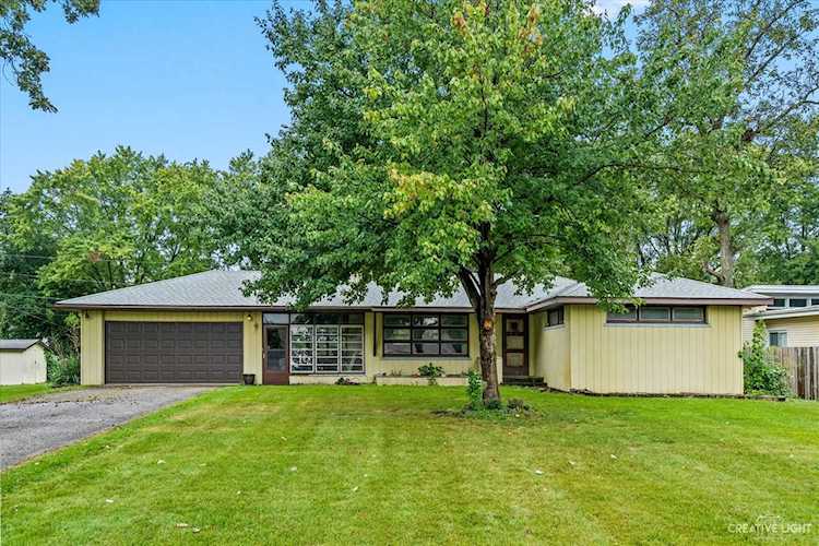 1345 Watson St Montgomery, IL 60538