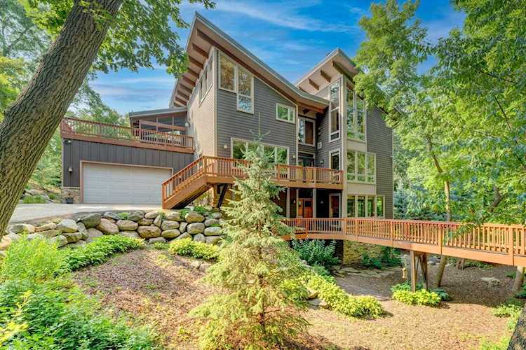 1430 June Avenue S Golden Valley, MN 55416
