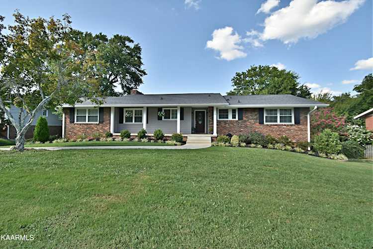 216 Buckingham Dr Knoxville, TN 37909