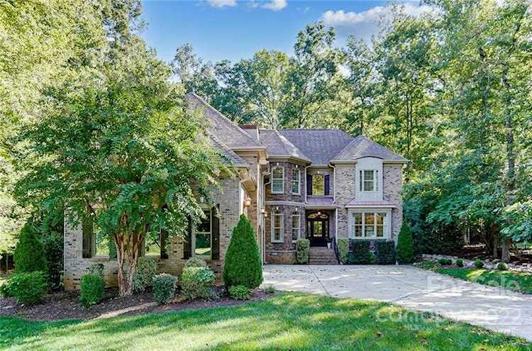 3030 Ashford Glen Dr Matthews, NC 28104