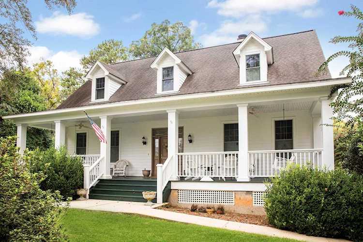 320 N Love St Quincy, FL 32351