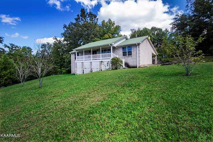 109 Oakview Dr Kingston, TN 37763