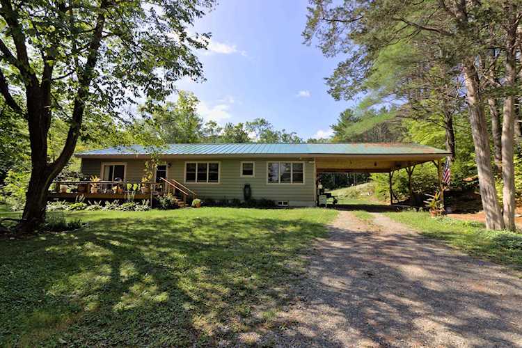 313 Nicholas Way Pownal, VT 05260