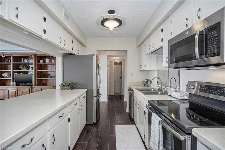 3288 Page Ave #707 Virginia Beach, VA 23451
