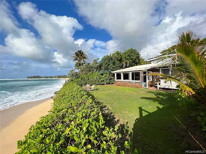 59-171D Ke Nui Road #D Haleiwa, HI 96712