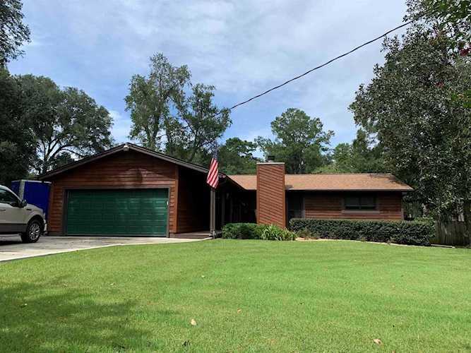 3304 Gallant Fox Tallahassee, FL 32309 in Killearn Acres Photo 1
