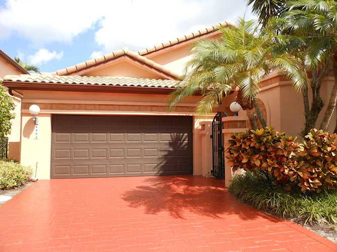 6442 Via Rosa Boca Raton, FL 33433