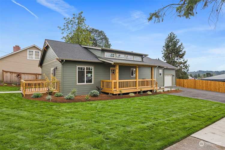 85 SE 6th St Chehalis, WA 98532 | MLS® 1997093 Photo 1
