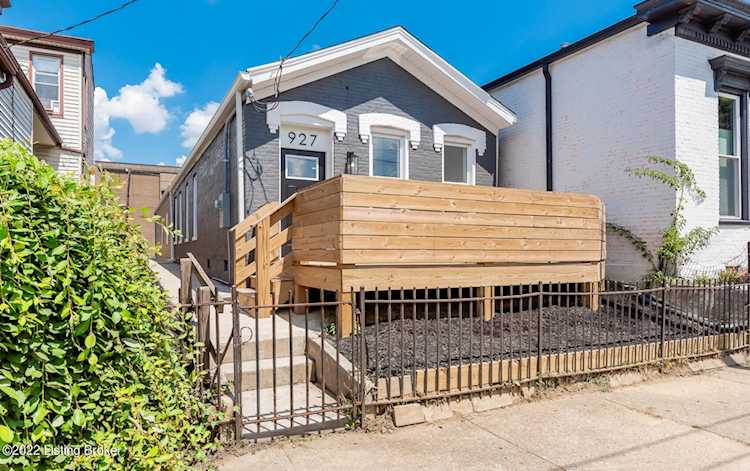 927 E Oak St Louisville, KY 40204