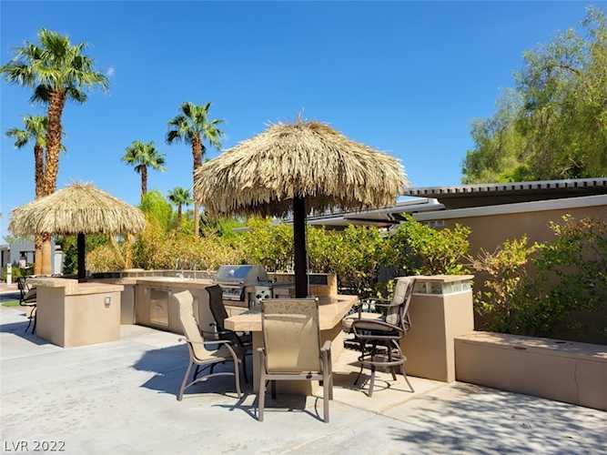8175 Arville St #61 Las Vegas, NV 89139
