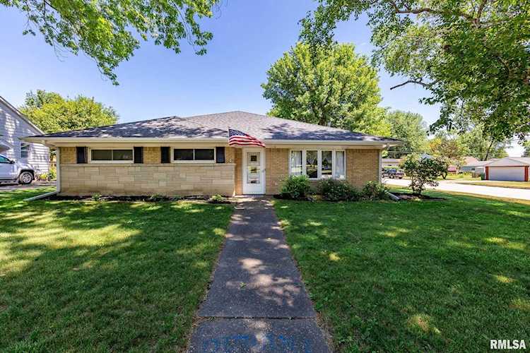 1110 7th St Durant, IA 52747 | MLS QC4234074 Photo 1