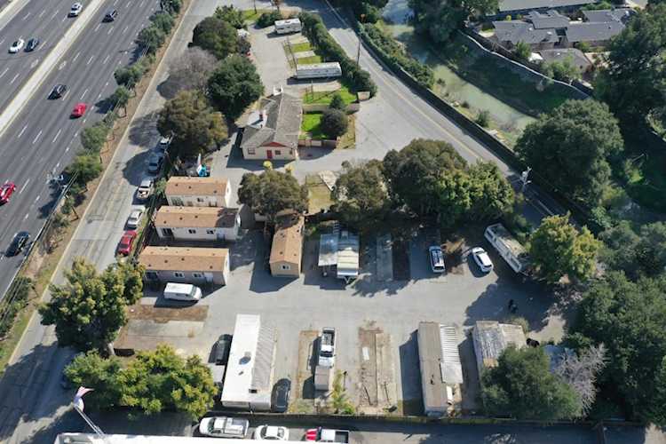 1893 Woodland Ave EAST PALO ALTO, CA 94303