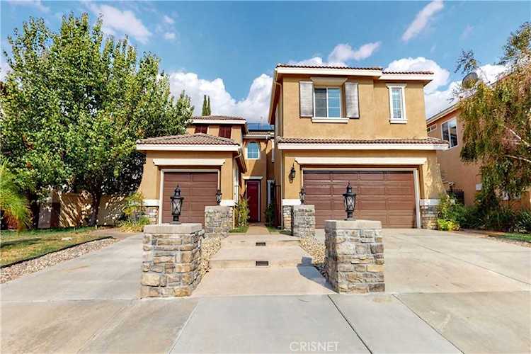 30416 Mallorca Place Castaic, CA 91384