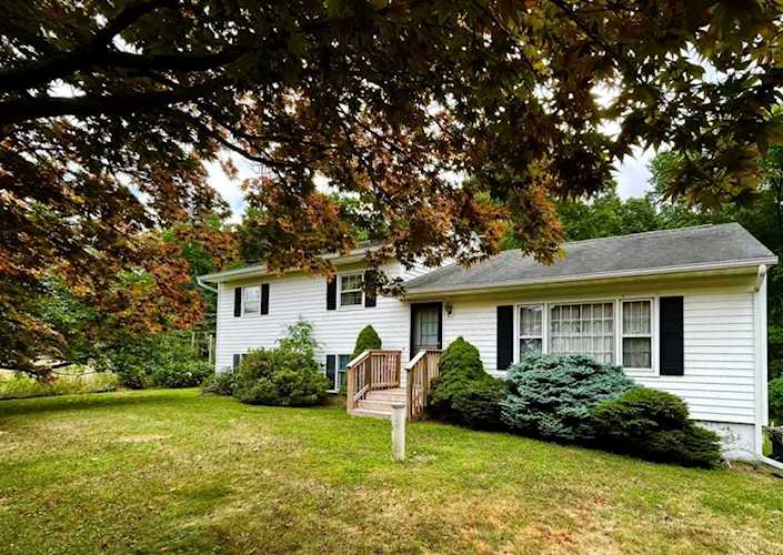 1289 Route 208 Wallkill Town, NY 12589